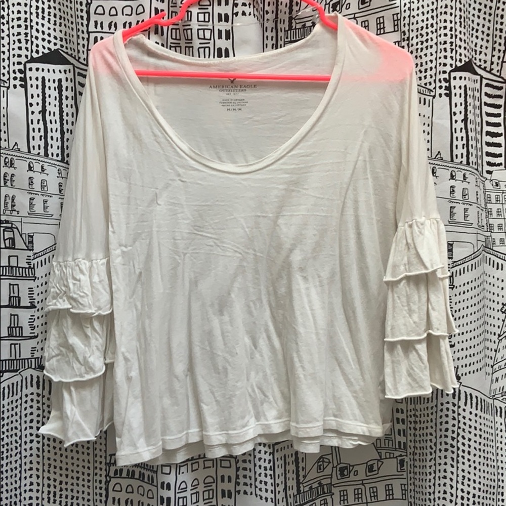 Ruffle sleeve shirt